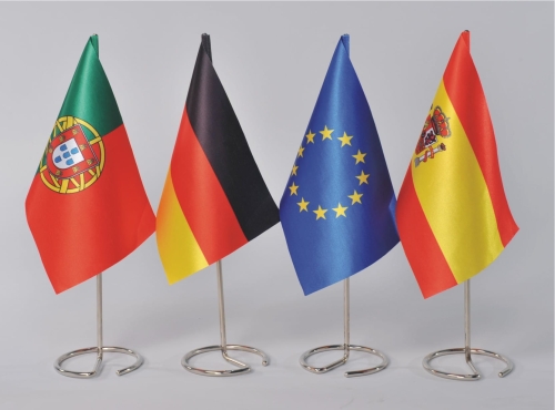 Flagietki narodowe stojak spiralny.jpg