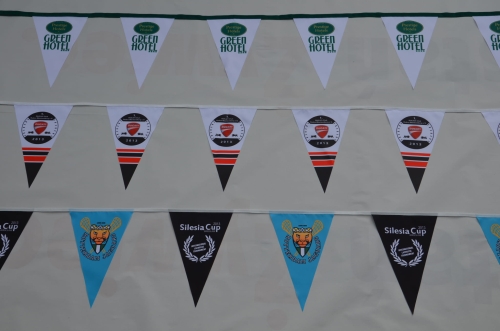 girlandy trojkaty.jpg