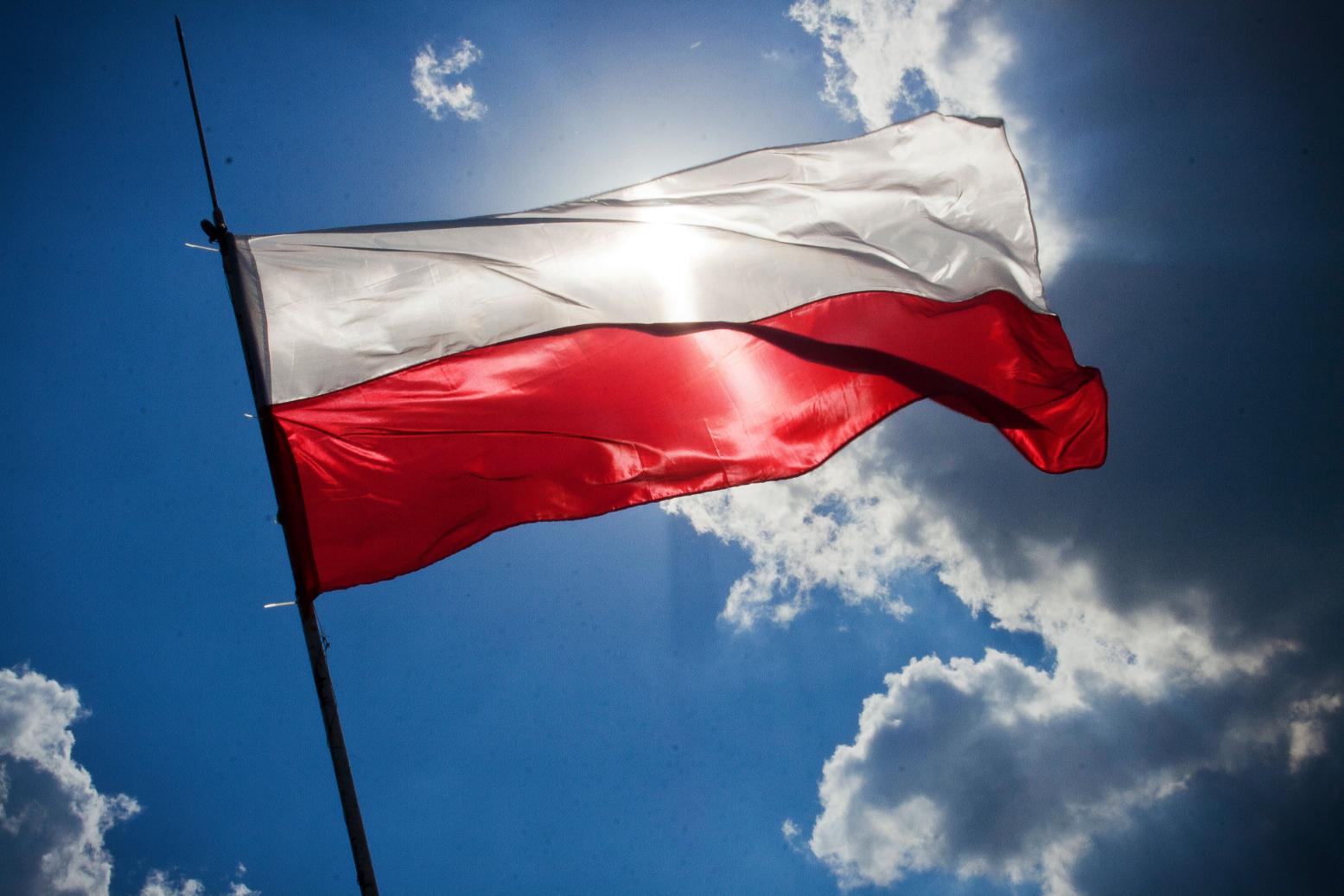 polska-flaga